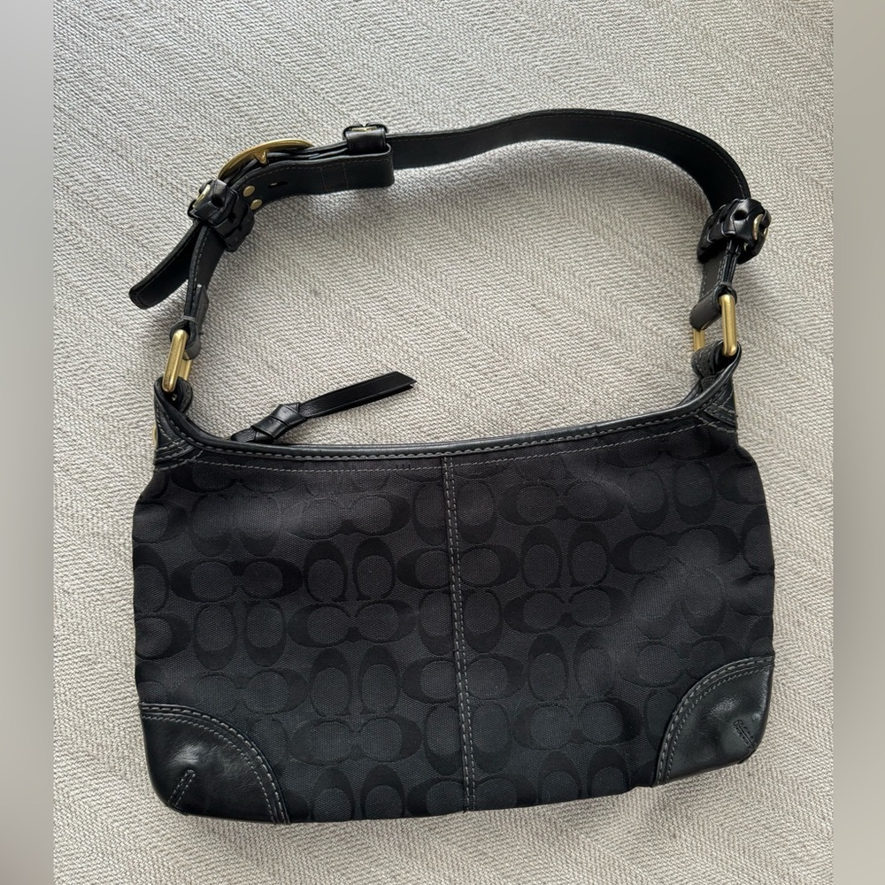 Black vintage COACH logo shoulder bag